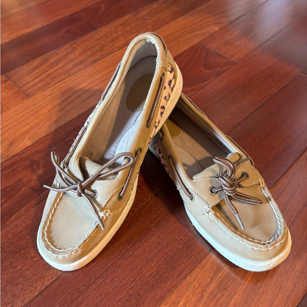 G.H. bass & Co. Tan Leather Women's Boat Shoes